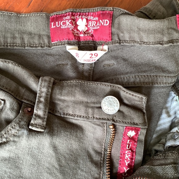 Charlie Skinny - Picture 3 of 8